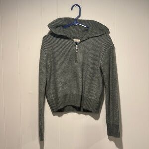 Jessica Simpson quarter zip. Size can